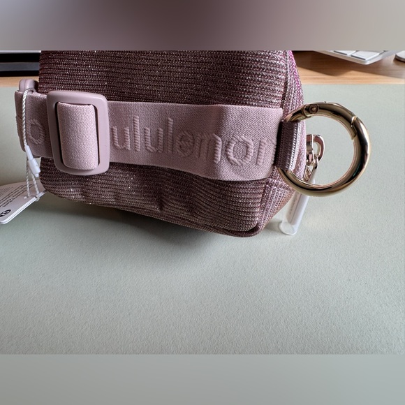 lululemon athletica Handbags - Lululemon Everywhere Belt Bag Nano – Glitter